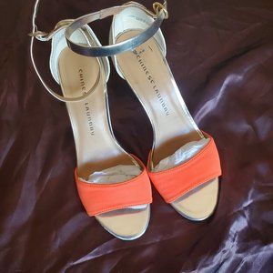 CHINESE LAUNDRY OPEN TOED HEELS CREAM, GOLD AND ORANGE WITH ALLIGATOR PATTERN